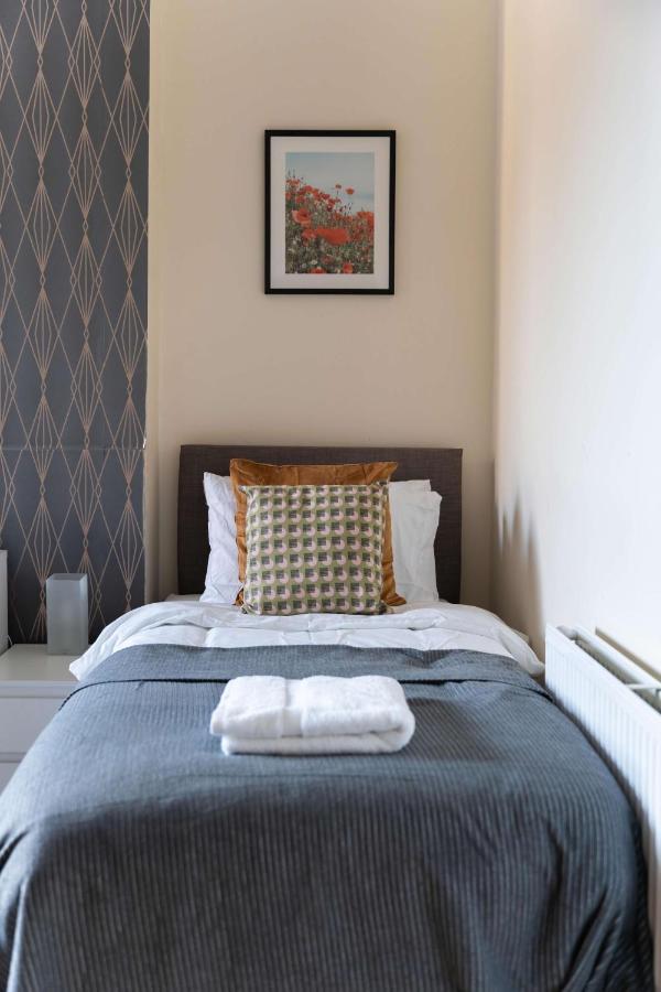 Apartamento Two Bedroom In Tooting Londres